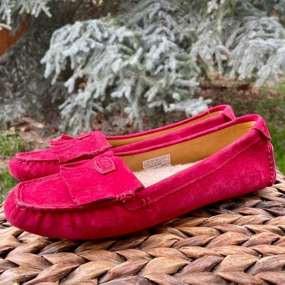 NEW Ugg Red Suede Leather Sheepskin Lined Hard sole Oydssa Driving Moccasins - Picture 1 of 9